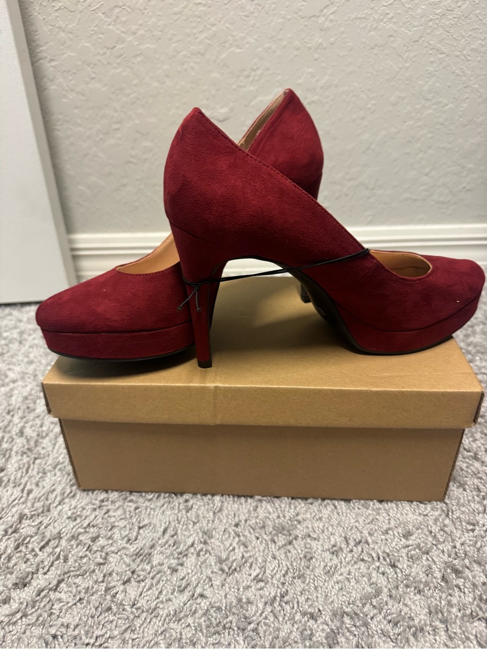 Chinese Laundry Burgundy Suede Platform High Heels